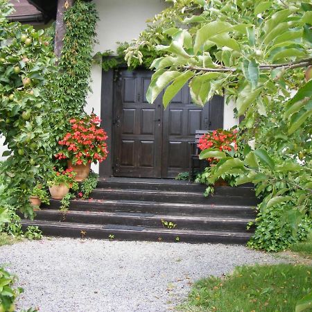 Dworek Lachowicze Grzegorzewice Exterior photo